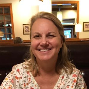 Meet your Posher, Marcia